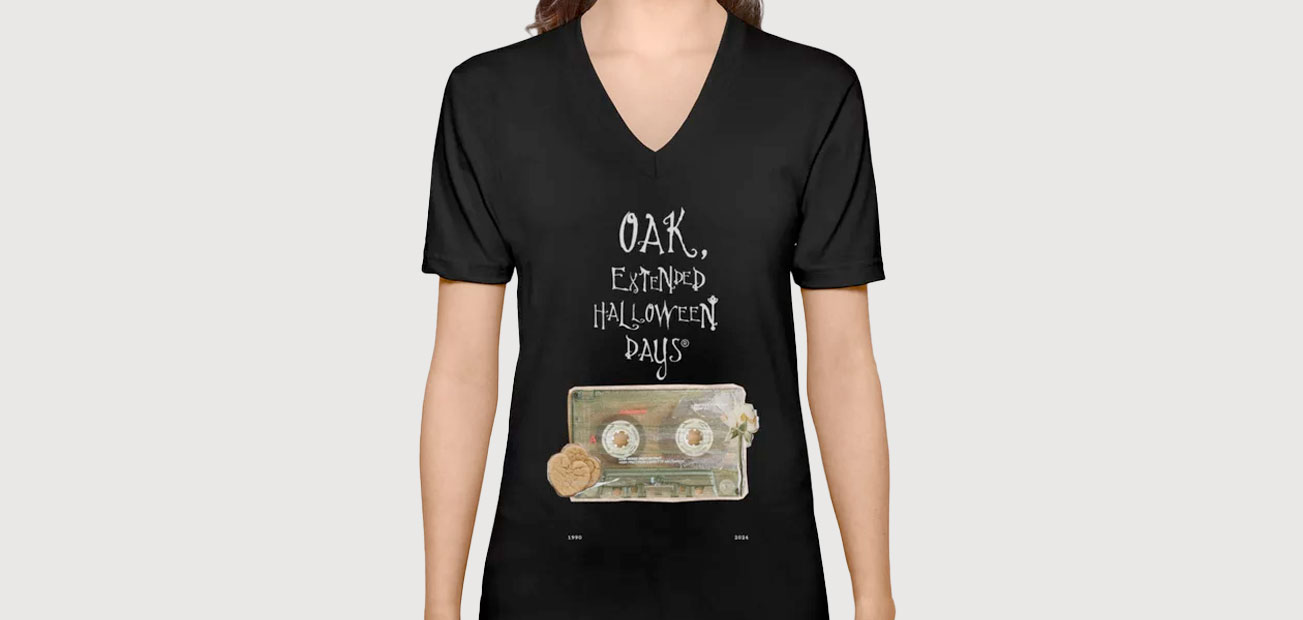 OAK, Extended Halloween Days V Neck T Shirt 